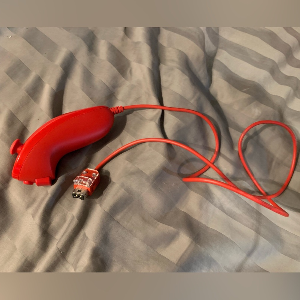 WII Nunchuck Controller - Picture 3 of 10